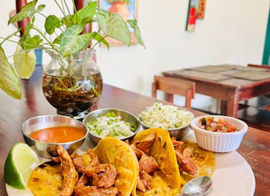 guatemala/northern-lowlands/restaurant/lotto-s