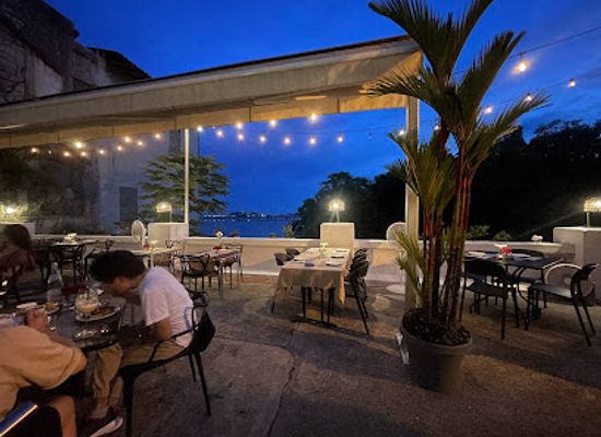 panama/panama-canal-zone/restaurant/cascomar