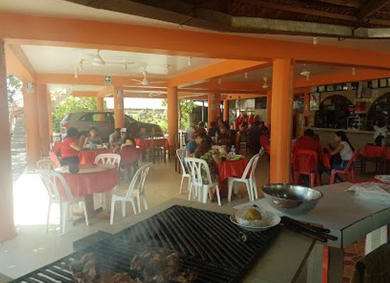 peru/ucayali/restaurant/restaurant-turistico-la-rueda