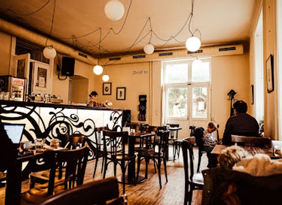 czechia/moravia/restaurant/cafe-podnebi