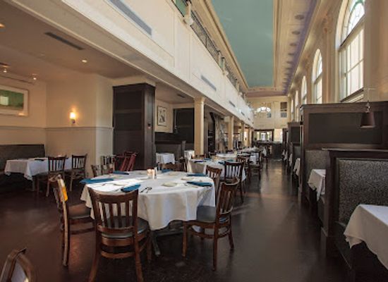 indiana/south-bend/restaurant/cafe-navarre