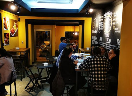 bolivia/la-paz/restaurant/la-capital-sopocachi