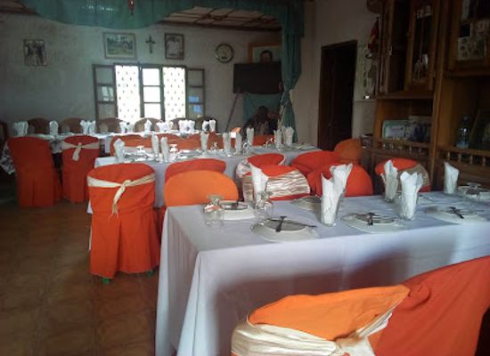 cameroon/dschang/restaurant/choconou-la-fourchette
