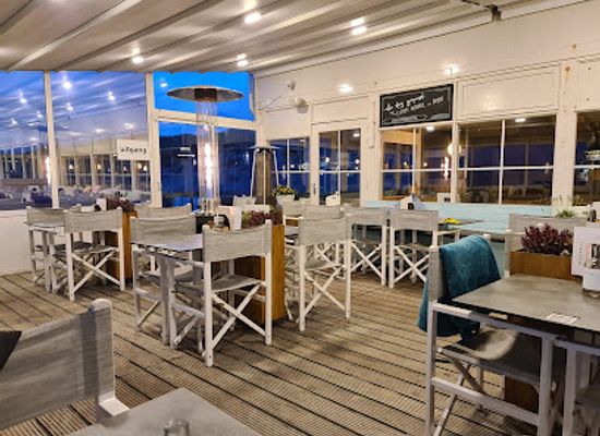 netherlands/zeeland/restaurant/strandpaviljoen-de-strandzot
