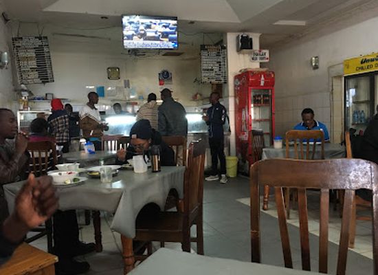 tanzania/iringa/restaurant/babanusa-cafeteria