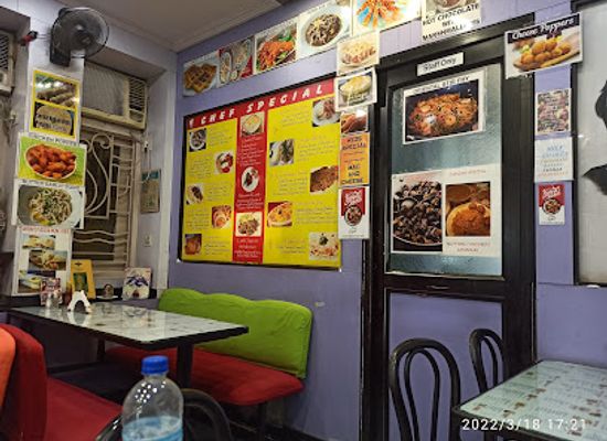 india/mumbai/colaba/restaurant/cafe-churchill