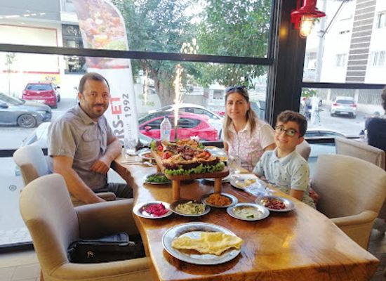 turkiye/izmir/bornova/restaurant/fors-et-bornova-subesi