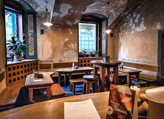 czechia/prague/restaurant/restaurant-u-provaznice