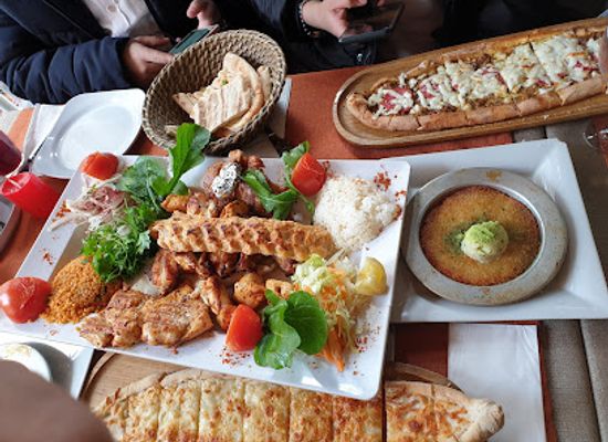 turkiye/mesopotamia/restaurant/saltanat-fish-kebab-house