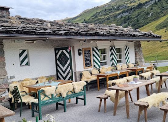 austria/lech-zurs-am-arlberg/restaurant/restaurant-flexenhausl-die-aussergewohnliche-hutte