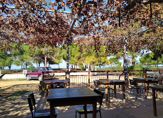 cyprus/polis-chrysochous/restaurant/half-way-house-restaurant