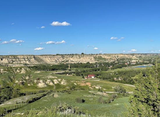 north-dakota/theodore-roosevelt-national-park/restaurant/pitchfork-steak-fondue