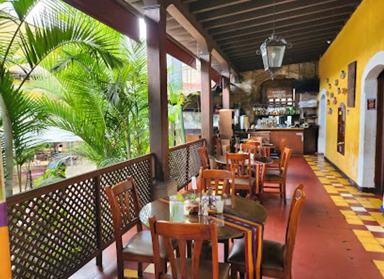 guatemala/antigua-guatemala/restaurant/del-arco-restaurant