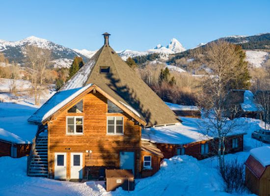 idaho/teton-valley/restaurant/teton-teepee-lodge