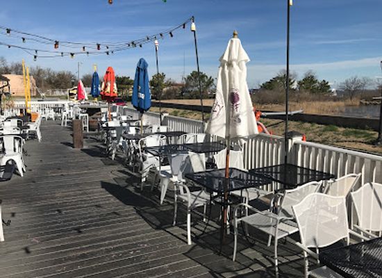 delaware/fort-delaware-state-park/restaurant/crabby-dick-s