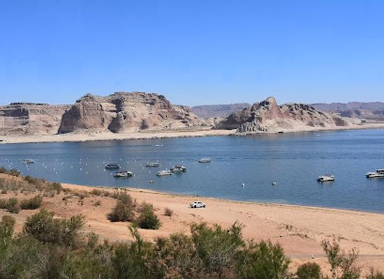 arizona/lake-powell/restaurant/rainbow-room