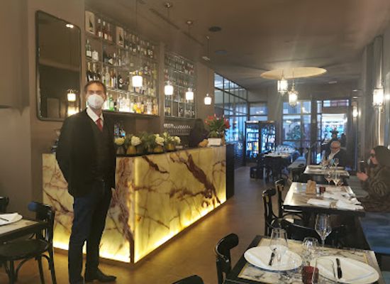 italy/bari/restaurant/eddycola