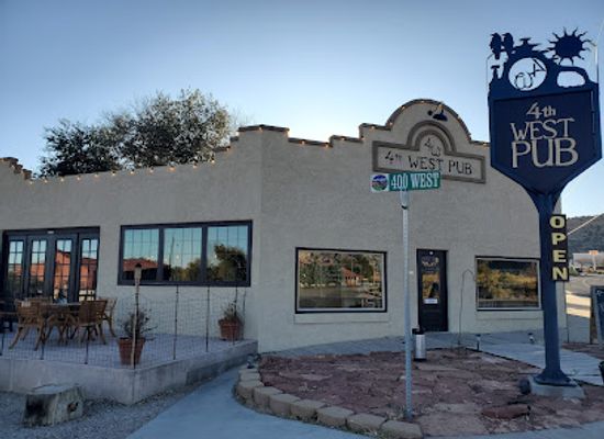 utah/escalante/restaurant/4th-west-pub