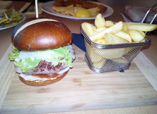 slovenia/bled/restaurant/bistro-ziva