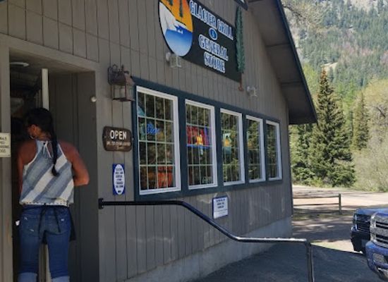 oregon/wallowa-mountains/restaurant/glacier-ridge-grill-general-store
