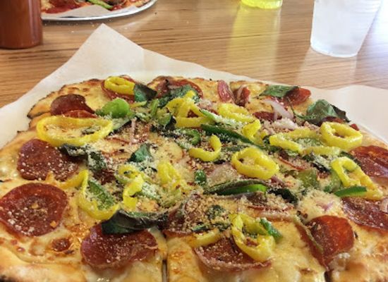 kentucky/bowling-green/restaurant/azzip-pizza