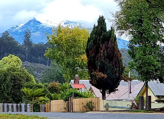 australia/mount-field-national-park/restaurant/fika-time-cafe-restaurant-general-store