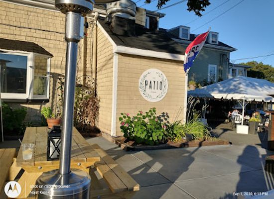 rhode-island/east-greenwich/restaurant/the-patio-on-main-east-greenwich