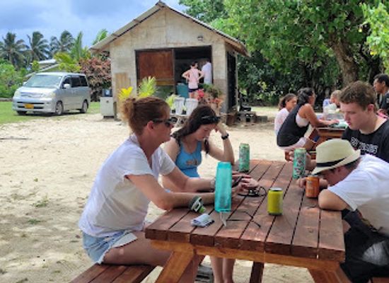 cook-islands/ngatangiia/restaurant/the-falafel-shack