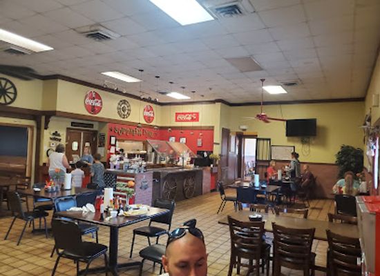 arkansas/timberlands/restaurant/southern-dine