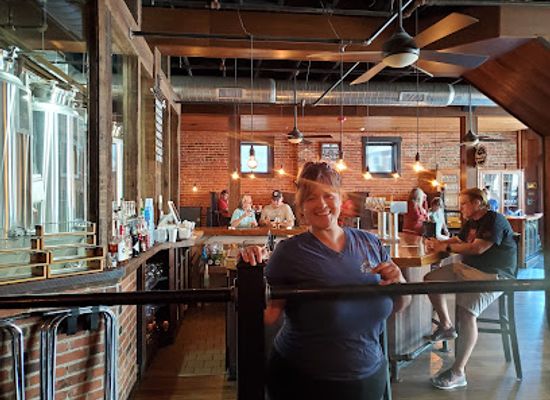 missouri/little-dixie/restaurant/main-mill-brewing-company