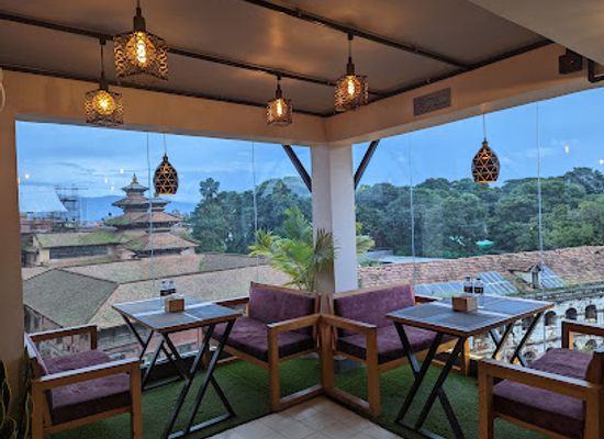 nepal/patan/mangal-bazaar/restaurant/drishya-restaurant