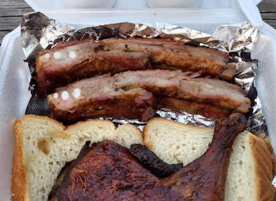 mississippi/the-hills/restaurant/jb-s-barbecue