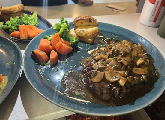 united-kingdom/berkshire/restaurant/bella-luna