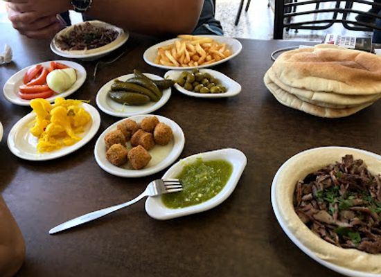 israel/nazareth/restaurant/hummos-afif-saig
