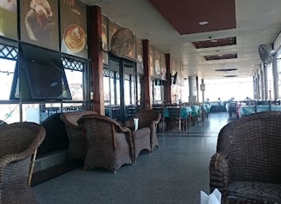 egypt/suez-canal-zone/restaurant/el-kastan-fish-restaurant