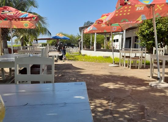 mozambique/zambezi-river-basin/restaurant/por-do-sol