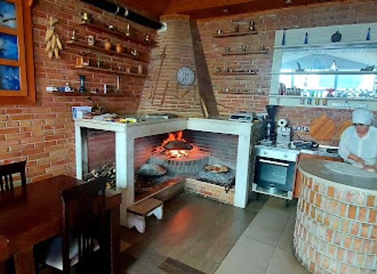 albania/lura-lakes/restaurant/sofra-e-lakrorit