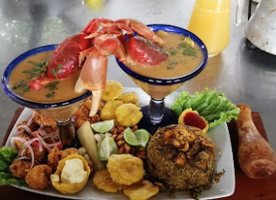 ecuador/southwest-coast/restaurant/manglares-en-puerto-jeli-by-chef-victor