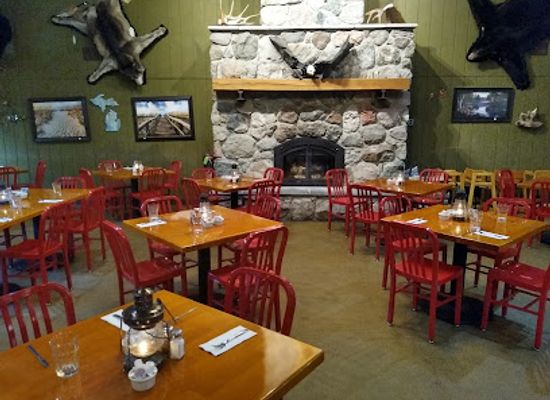michigan/lower-peninsula/restaurant/tahquamenon-falls-brewery-pub