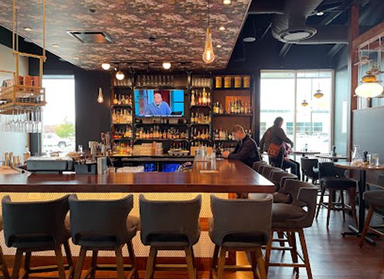 illinois/quad-cities/restaurant/monarch-kitchen-bar