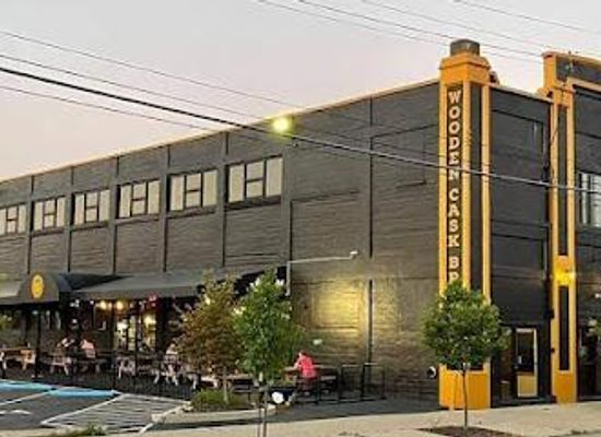 ohio/cincinnati/restaurant/wooden-cask-brewing-company