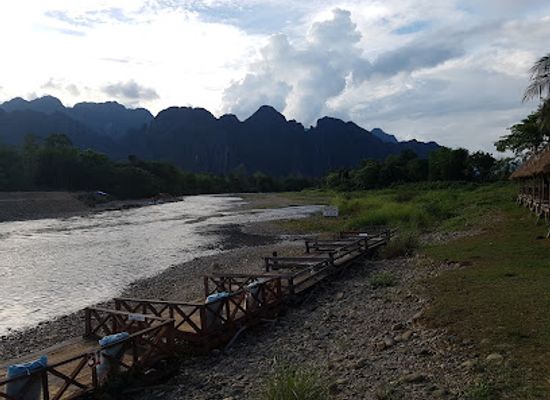 laos/vang-vieng-karst-landscape/restaurant/victor-place