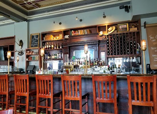 vermont/chittenden-county/restaurant/the-gryphon