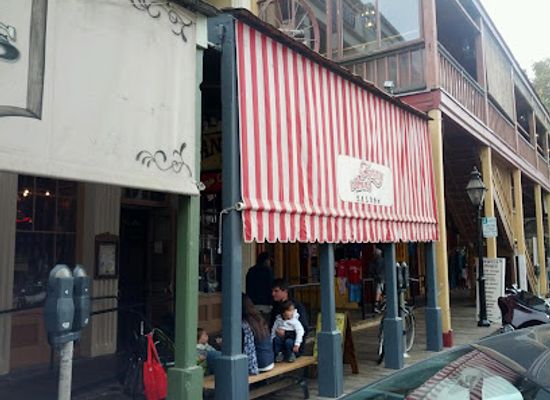 california/sacramento/old-sacramento-historic-district/restaurant/fanny-ann-s-saloon