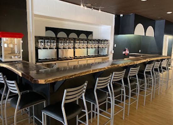 missouri/hannibal/restaurant/frozen-sippi-s-llc