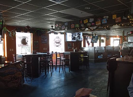 iowa/ames/restaurant/es-tas-bar-grill