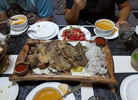 uzbekistan/jizzakh-region/restaurant/great-garden