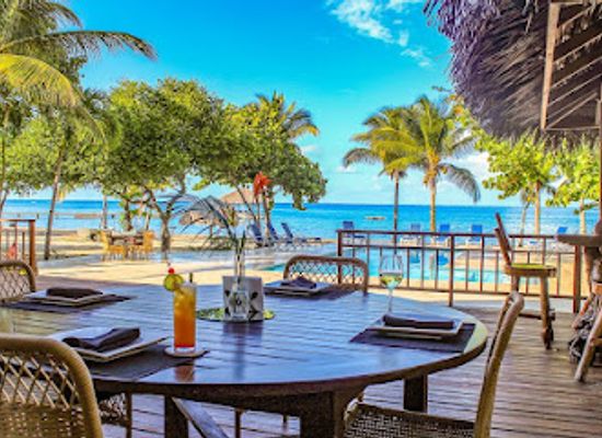 honduras/bay-islands/restaurant/the-cove-palmetto-bay