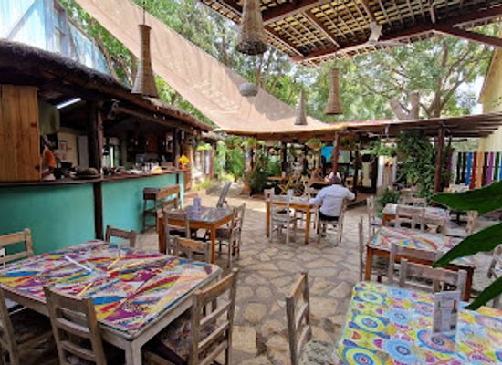 angola/luanda/restaurant/a-nossa-sombra-carpe-diem