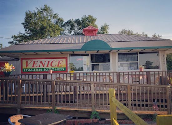 north-carolina/crystal-coast/restaurant/venice-italian-kitchen-delicatessen
